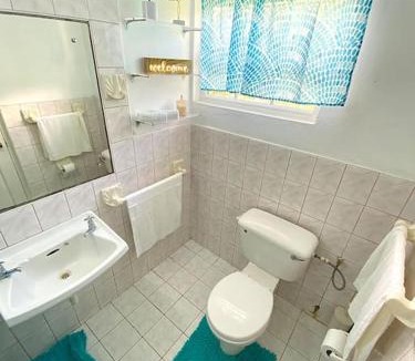 Sunset Crest Apartment | The Sugarcane Suite