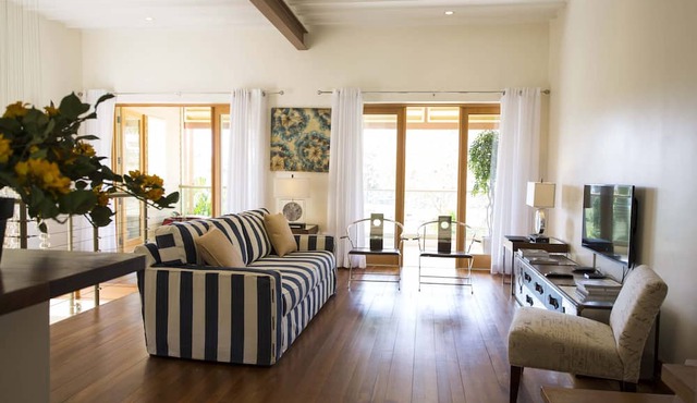 Zenbreak Hillside Loft #5