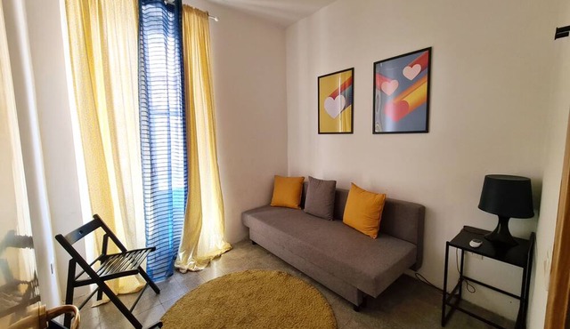 Le Petit Bouganville Apartment in Salerno