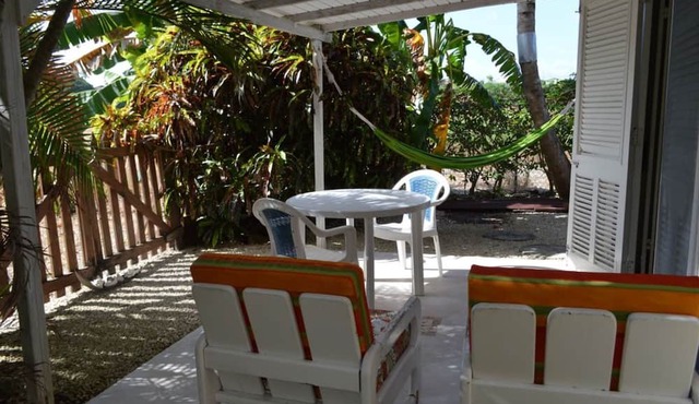 Green Garden Apartment at Blue Ocean Cottage in Silver Sands
