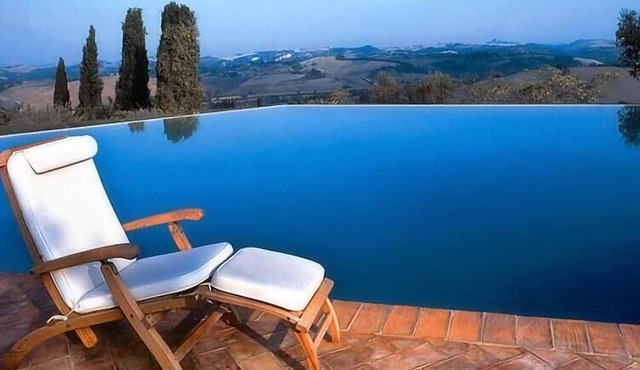 Borgo Lucignanello Bandini in Montalcino