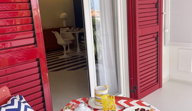 Maison B in Sorrento Center