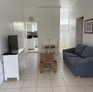 Maxwell Beach Escape 4- Beach & Resort Access