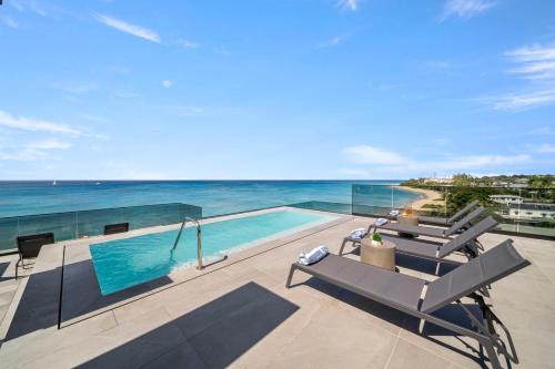 Luxury Romantic Beachfront Condo - Allure 102