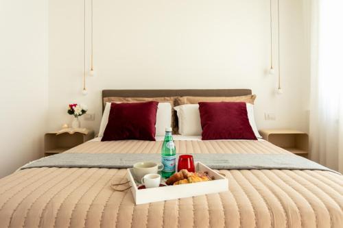 Duomo Luxury - Leo Brothers - Fontana Street in Milan
