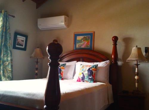 Coconut Walk Beach Apartment