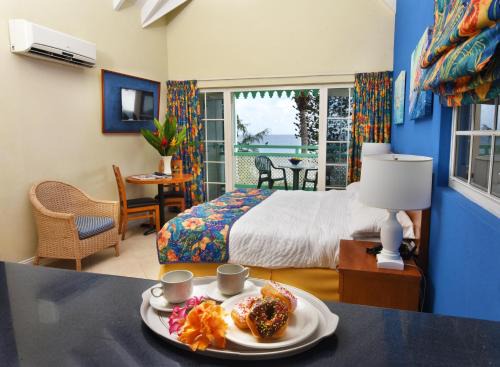 Orchids Beach Hotel 